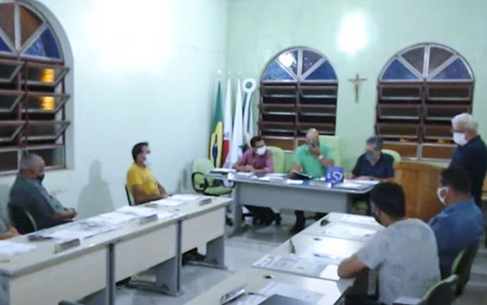 Vereadores recebem esclarecimentos sobre a situação financeira do Hospital Monumento às Mães