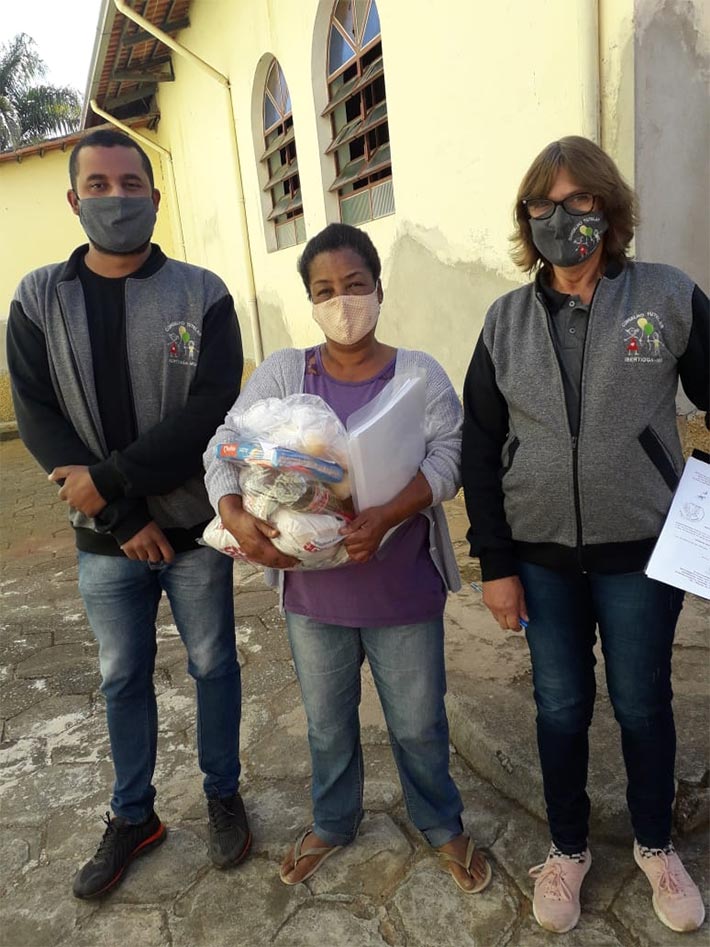 Conselho de Alimentação Escolar e Conselho Tutelar acompanham a entrega de Kits de Alimentação Escolar