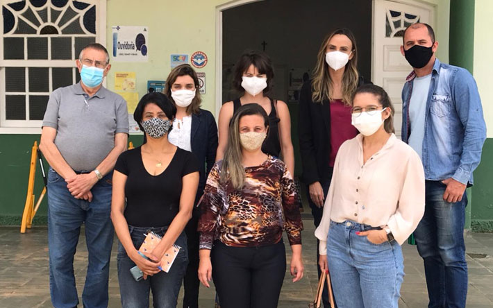 Representantes da Secretaria de Saúde do Estado visitam serviços de saúde mental de Ibertioga